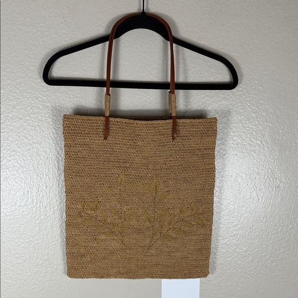 Sezane Rare Francisco Woven Tote Bag - Picture 6 of 10